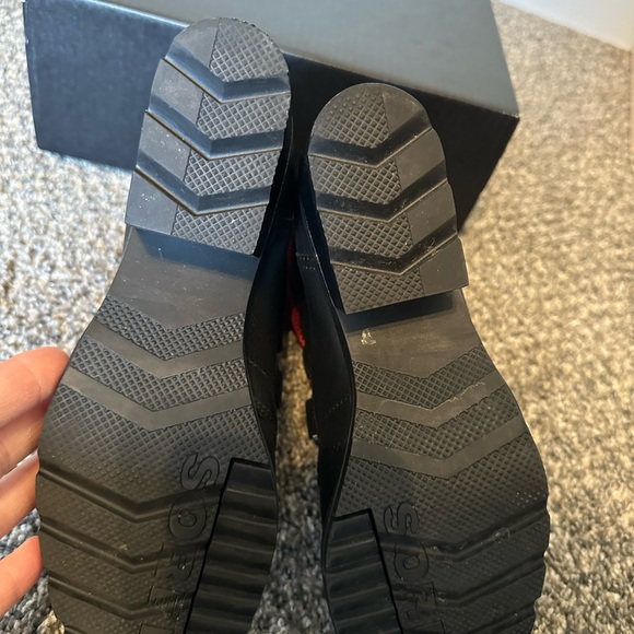 Sorel cate lace up black boots - Picture 6 of 8